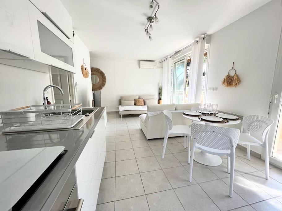 Paisible Avec Piscine Apartment *